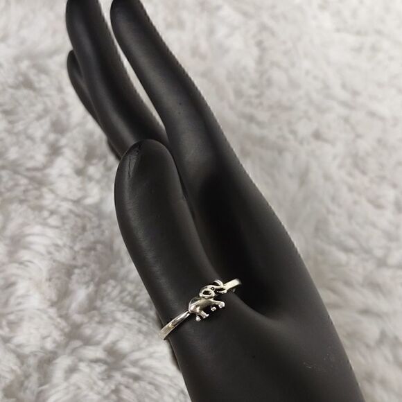 New Dainty Baby Elephant Ring - Picture 1 of 7